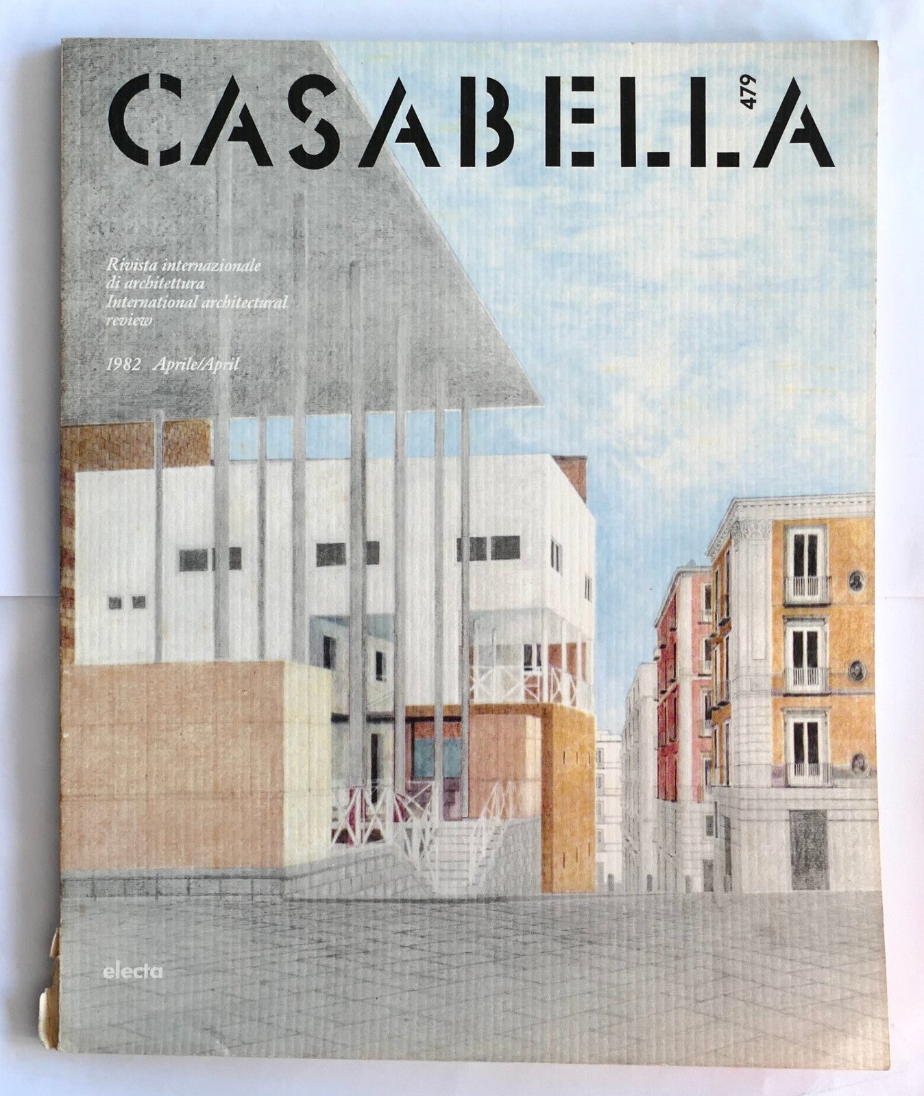 Casabella no 479 vintage 1982 Italian architecture magazine with urban building illustration