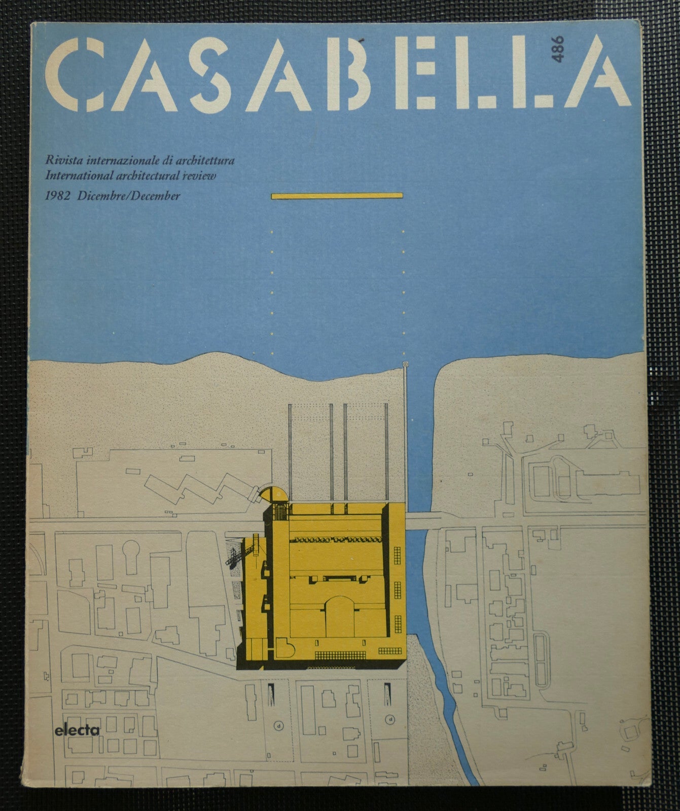 Casabella magazine no 486 December 1982 vintage Italian international architectural review