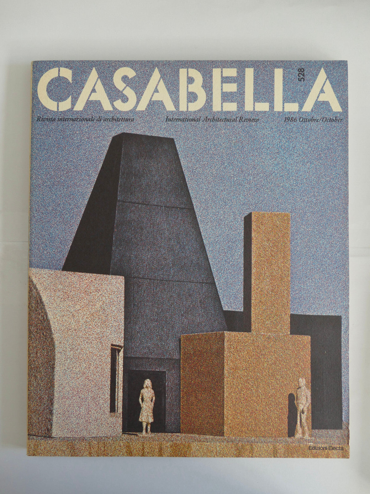 Casabella n. 528 1986 rivista italiana di architettura vintage con copertina d’arte di edificio modernista