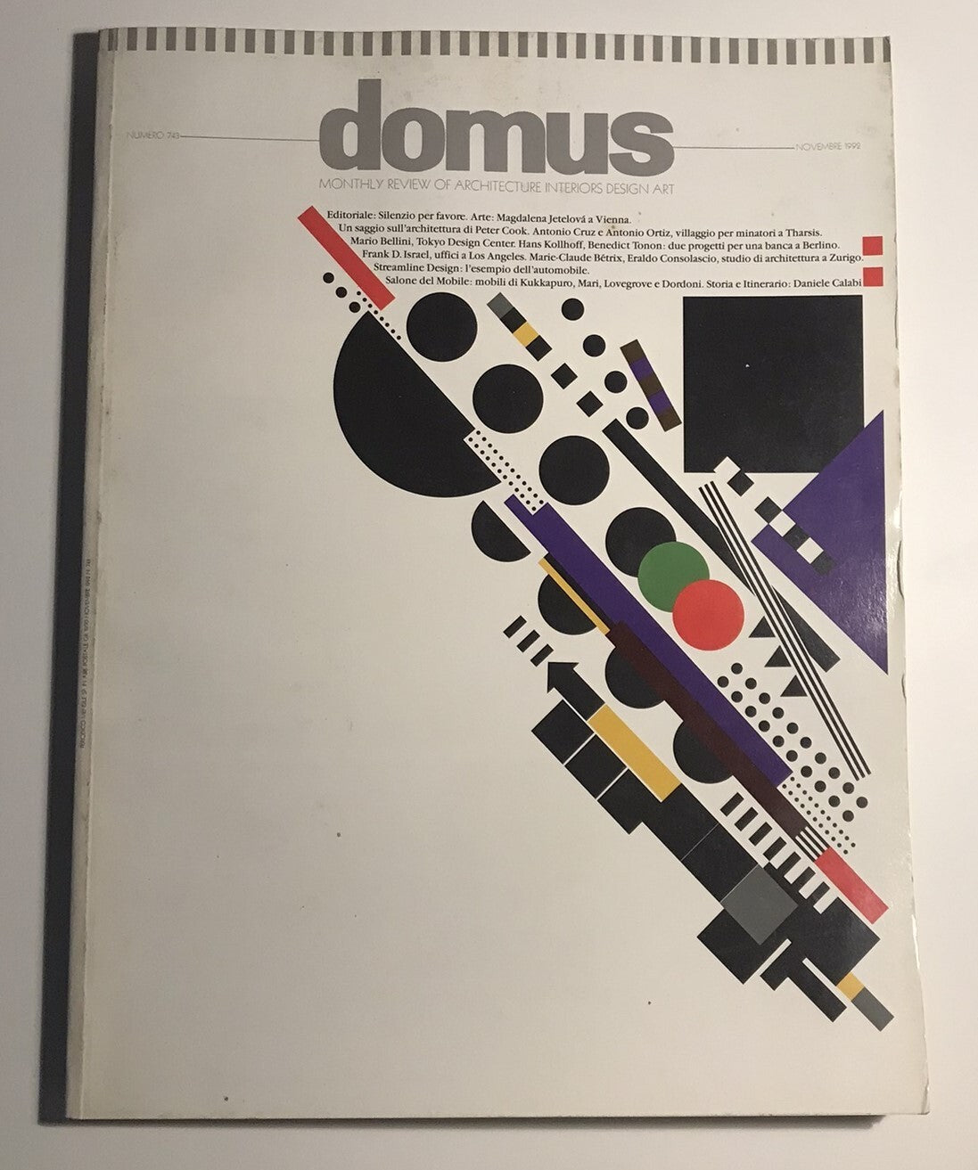 Domus n. 743 novembre 1992 rivista italiana d'architettura vintage con copertina di arte moderna