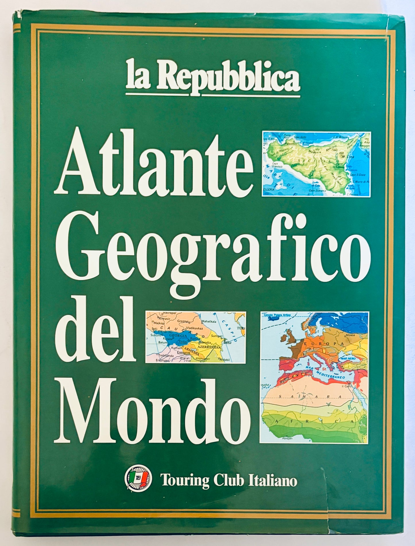 Atlante Geografico del Mondo vintage libro atlante geografico di Touring Club Italiano con carte del mondo
