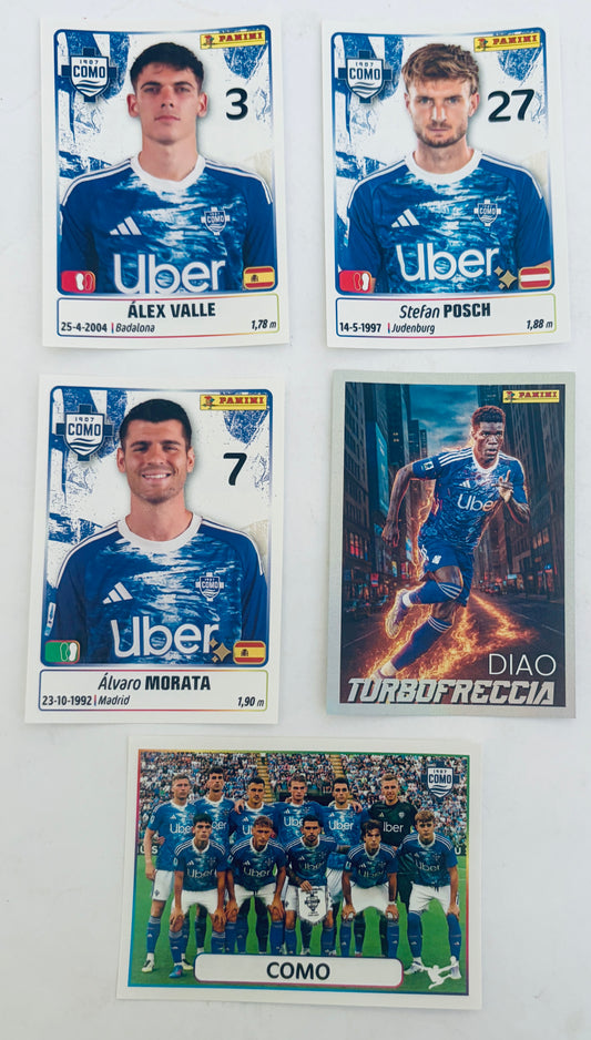 CALCIATORI PANINI 2025-2026 football player trading cards featuring Como team players and group photo