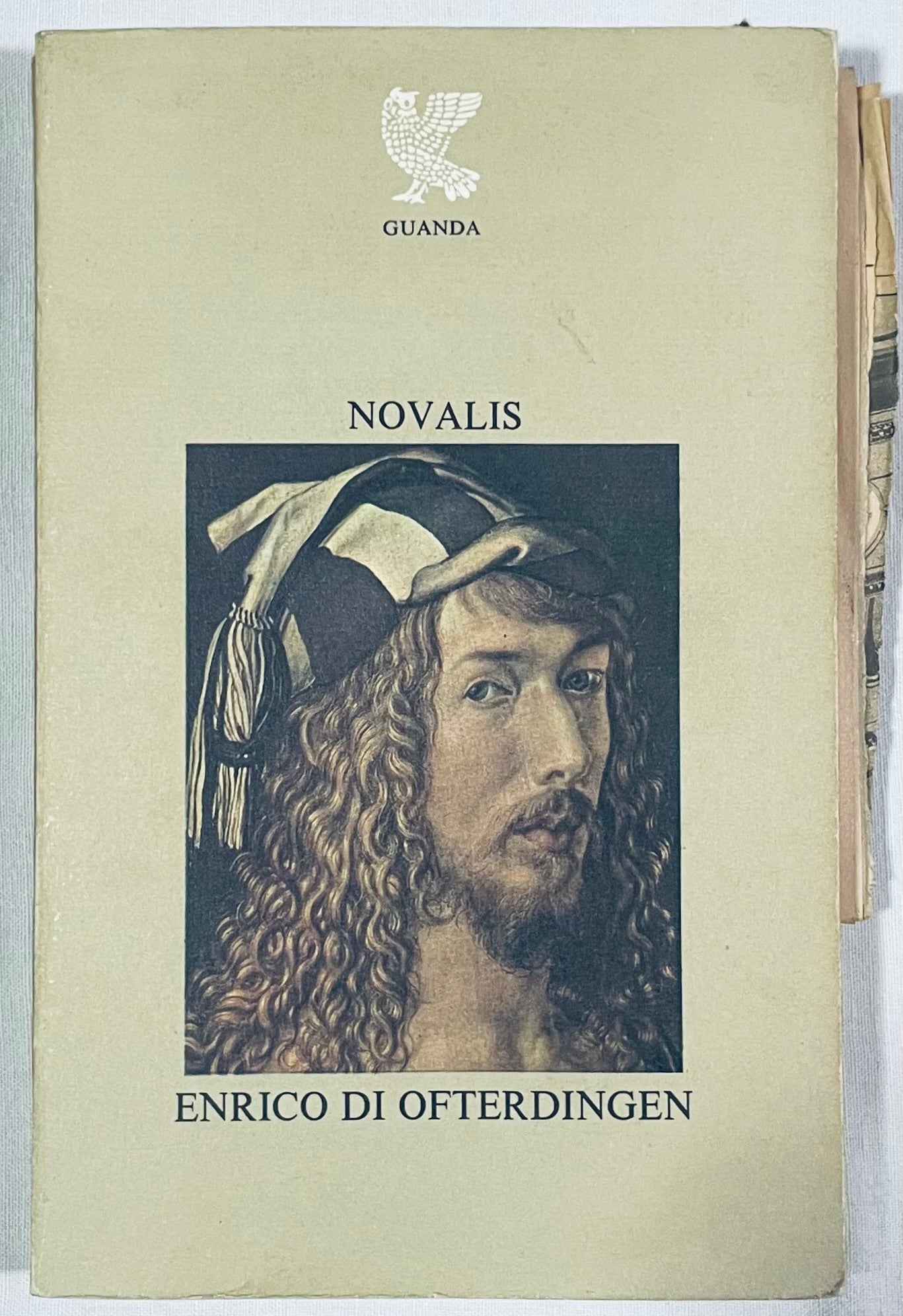 Libro vintage Enrico di Ofterdingen di Novalis pubblicato da Guanda con copertina ritratto classica