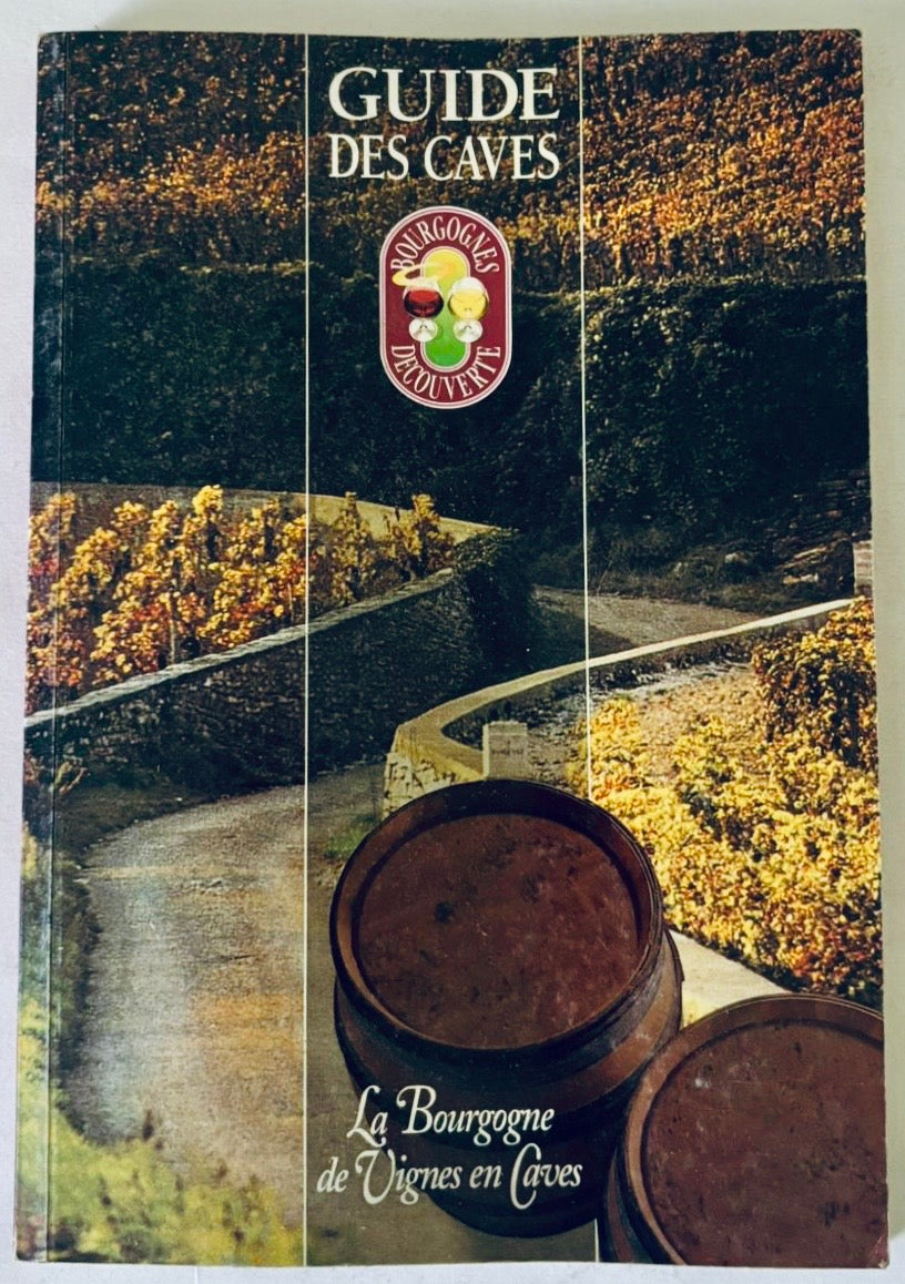 Guida delle Cantine guida vintage della cantina vini con vigneti della Borgogna e botti di vino 1994