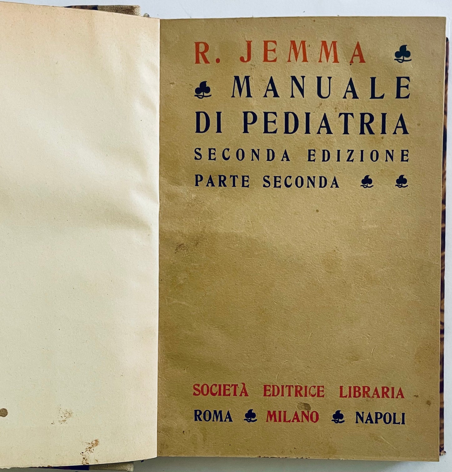 Manuale di Pediatria seconda edizione parte seconda 1943 libro medico pediatrico vintage di R. Jemma