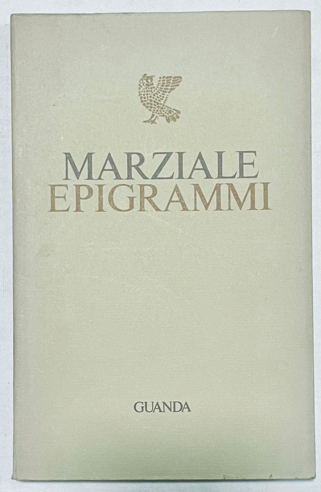 Marziale Epigrammi libro vintage di Cesare Vivaldi pubblicato da Guanda, letteratura classica